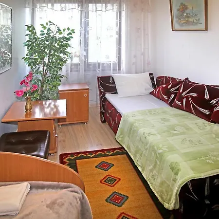 Elupuu 아파트 페르누